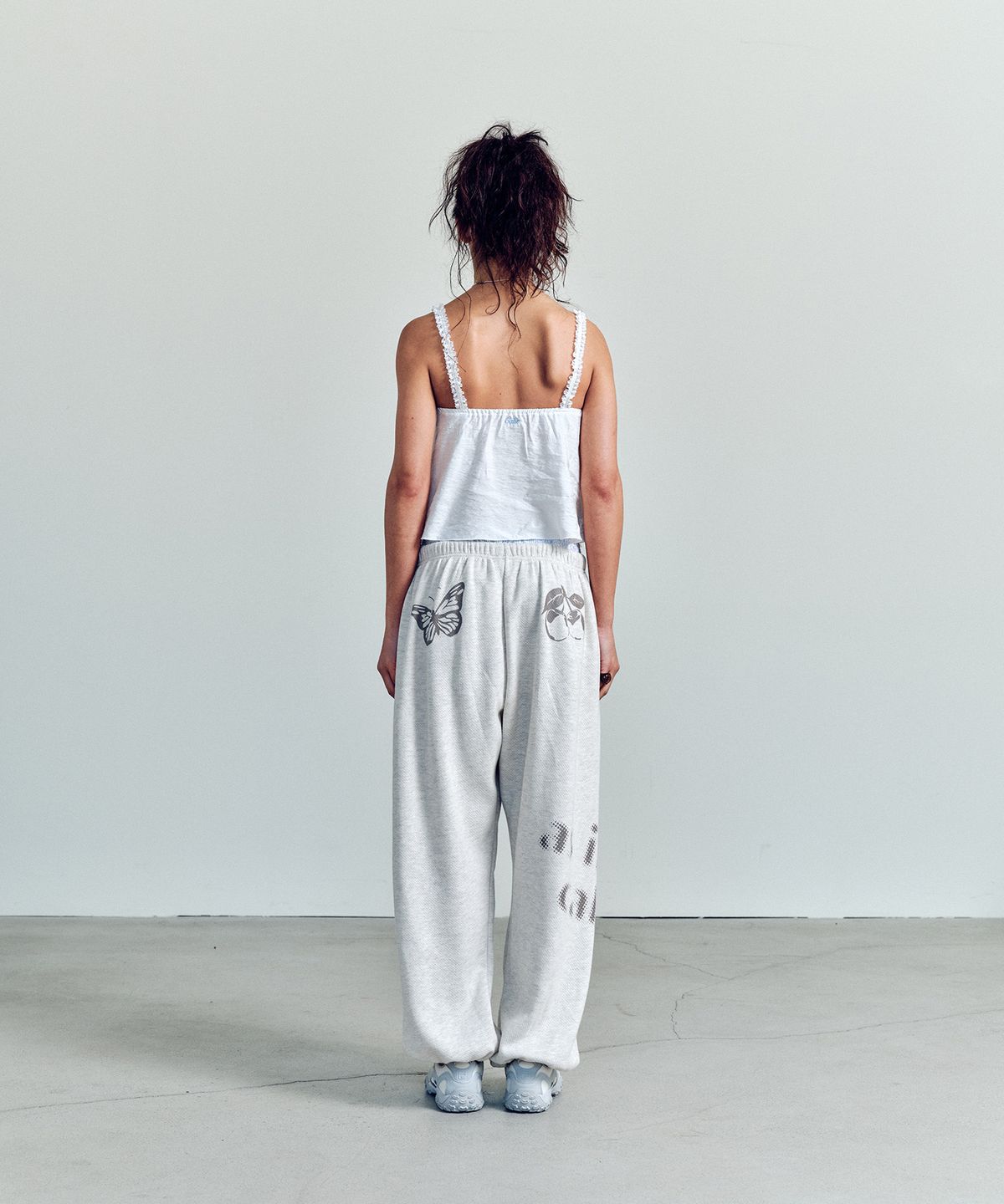 에즈이프 캘리(ASIF CALIE) SPRING GRAPHIC WIDE PANTS OATMEAL