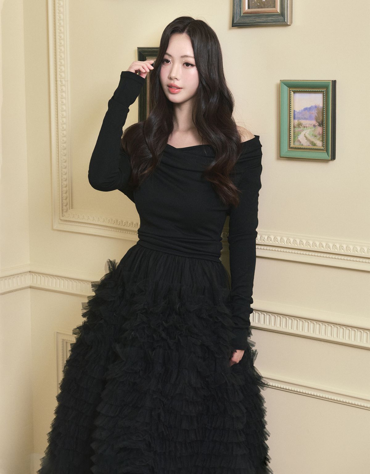 트위디아(TWEEDY-A) Asha Long Sleeve Off-shoulder Spna Top 2 Color