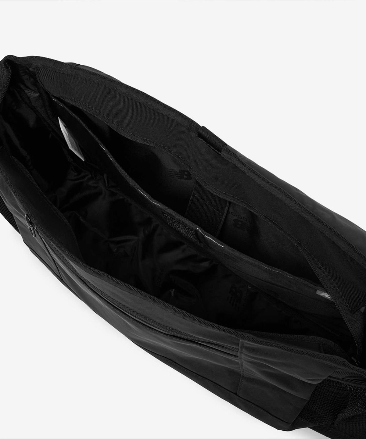 뉴발란스(NEW BALANCE) NBGCGSS201 / 3D 메신저백 (BLACK)