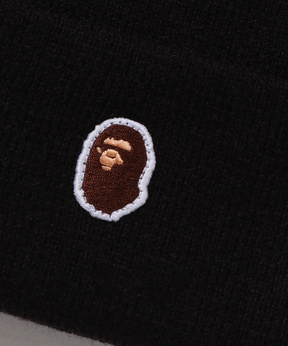 베이프(BAPE) 에이프 헤드 원 포인트 뉴 에라 니트 캡 BLACK