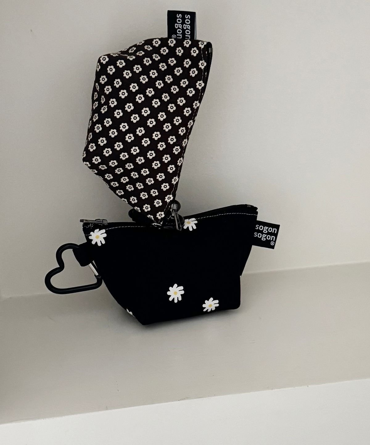 소곤소곤(SOGONSOGON) mini flower keyring pouch s