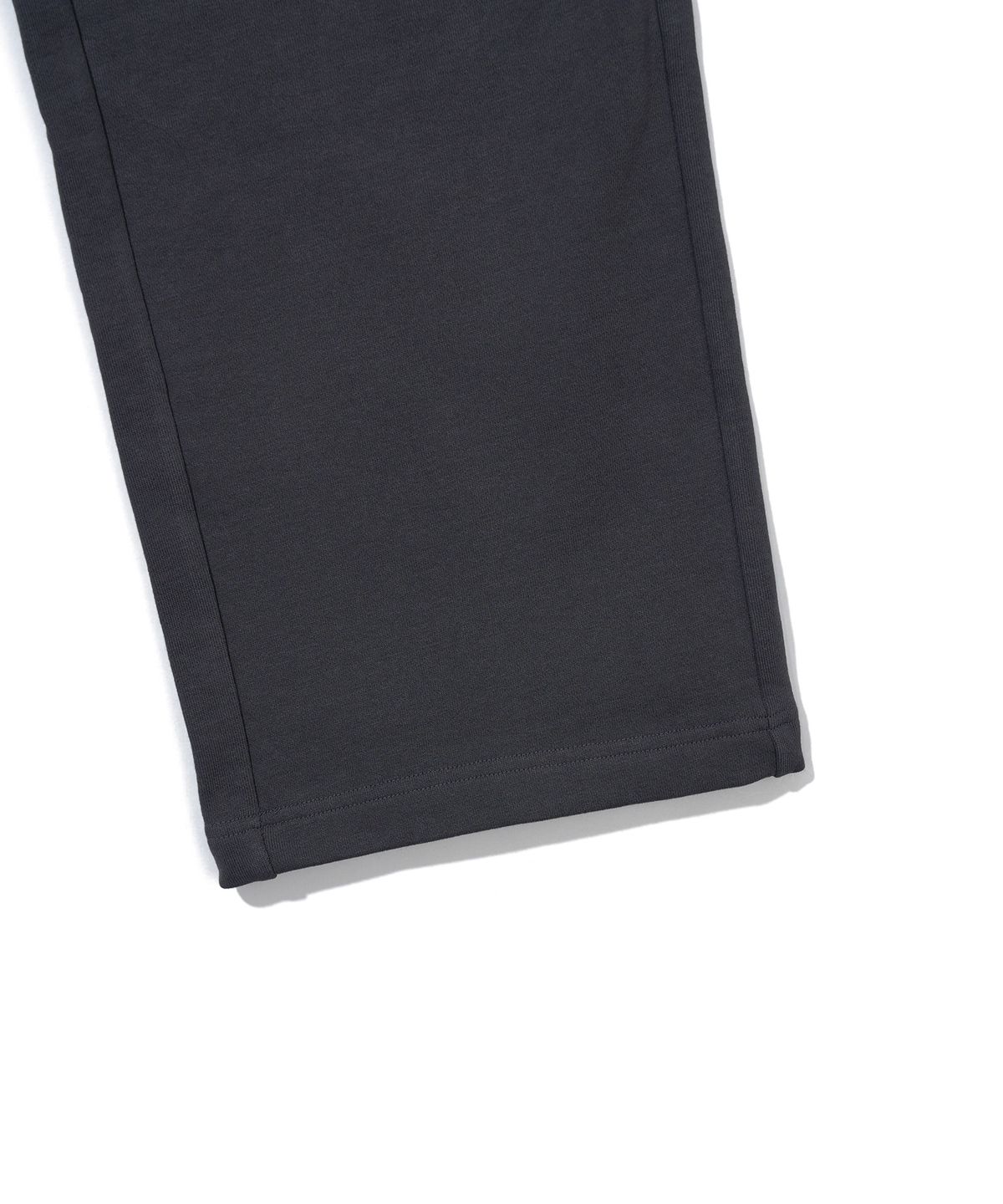 유희(YOUHEE) YOUHEETIC HOTFIX SWEATPANTS_CHARCOAL