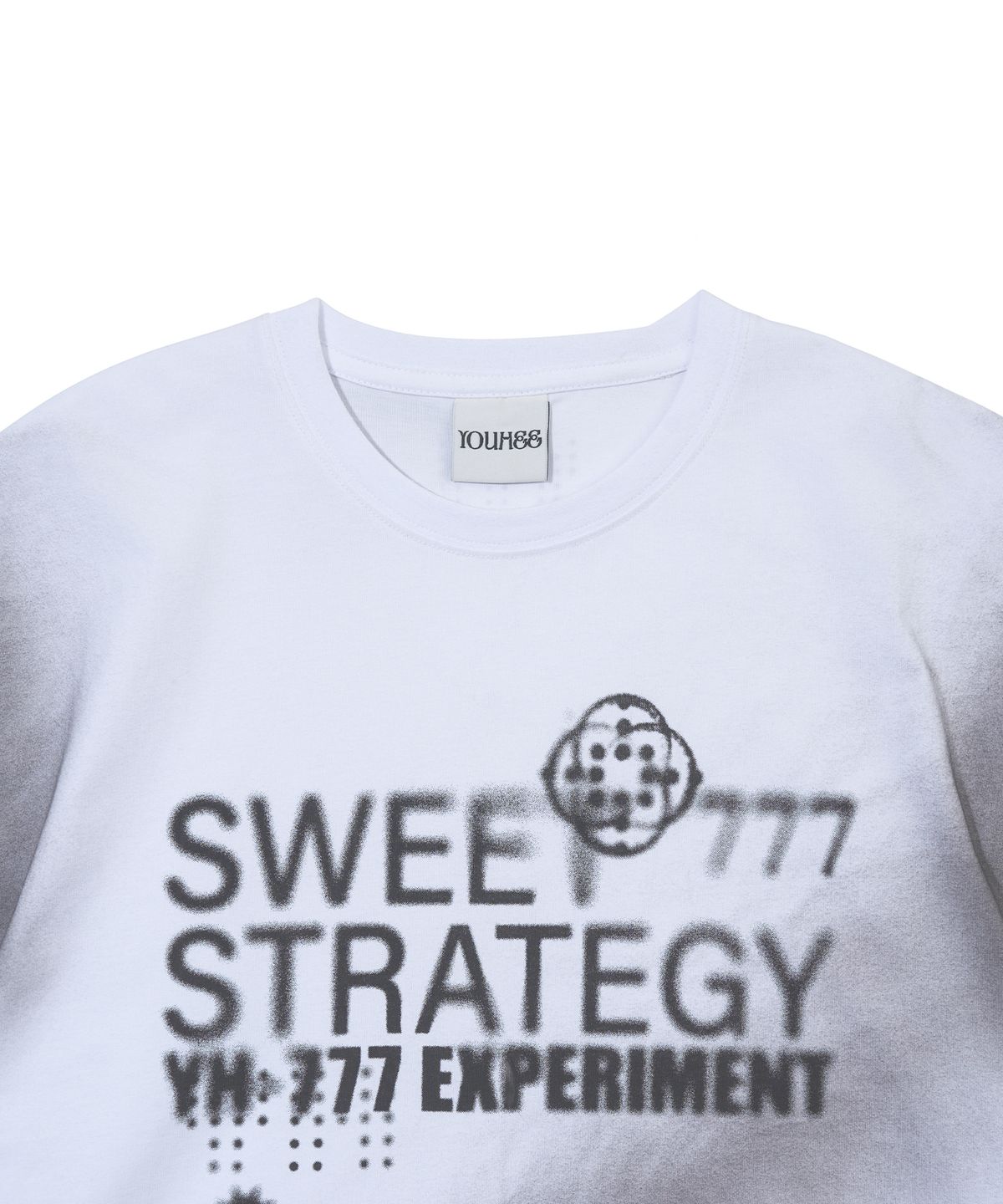 유희(YOUHEE) SWEET GRAPHIC T-SHIRTS_WHITE