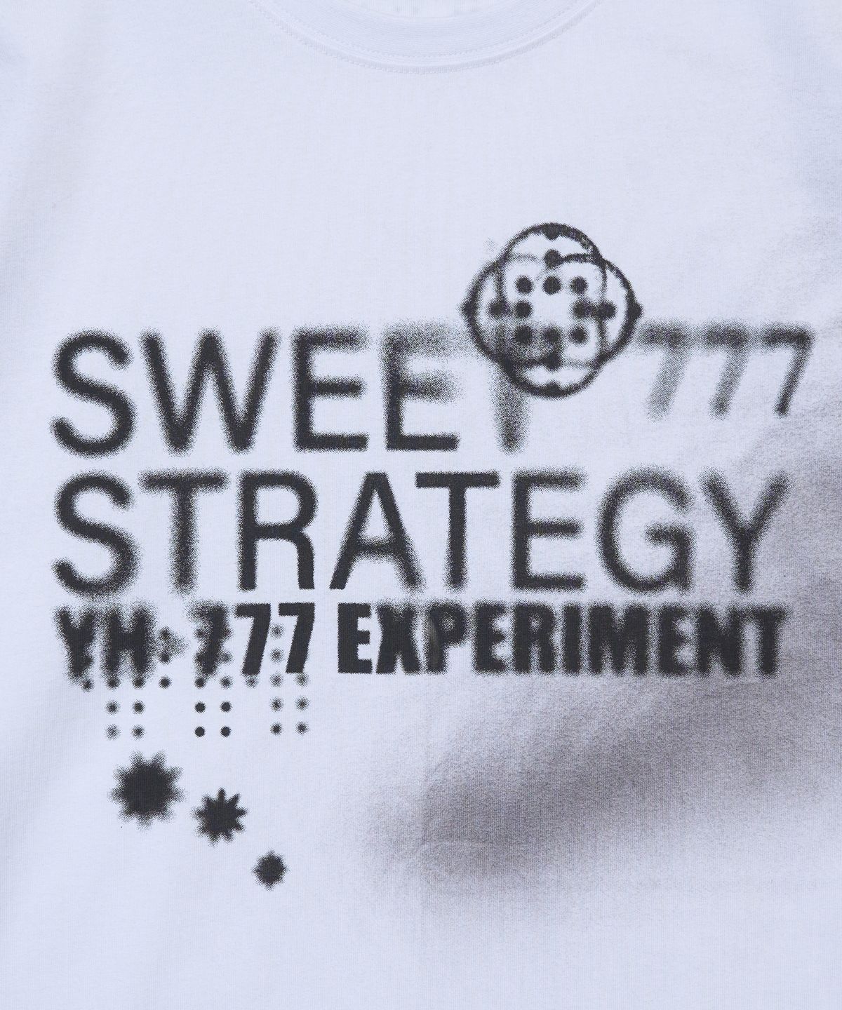유희(YOUHEE) SWEET GRAPHIC T-SHIRTS_WHITE