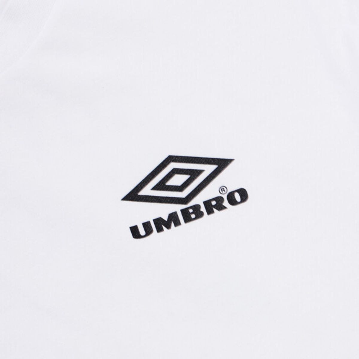 엄브로(UMBRO) HBL 브릿 캐주얼 옴브레 반팔 티셔츠 화이트 UR121CRS23