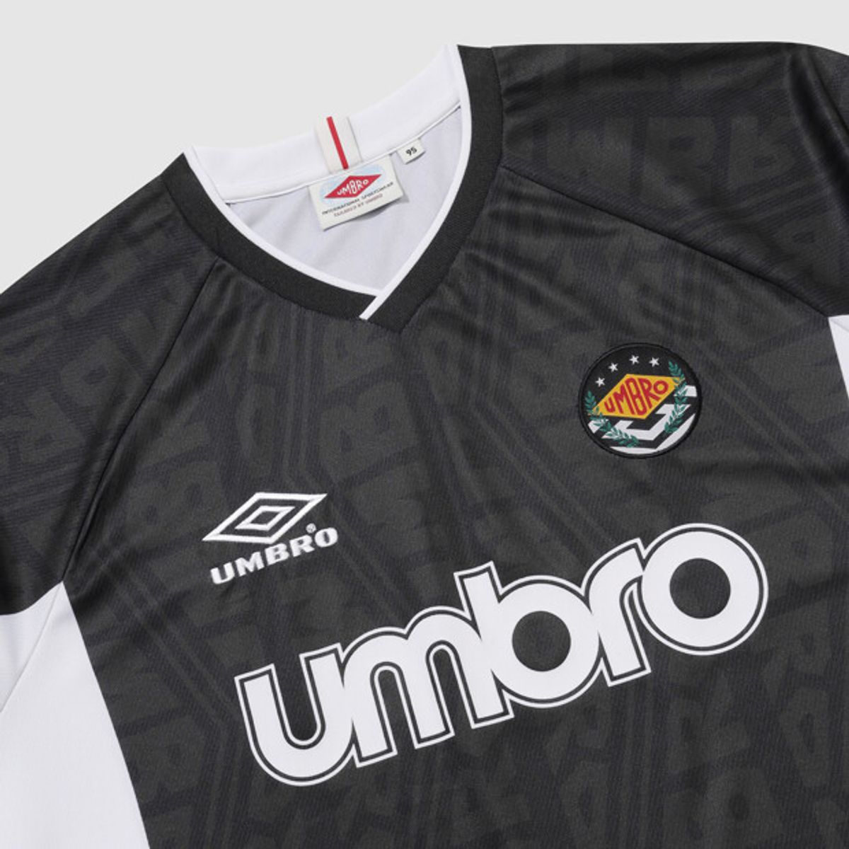 엄브로(UMBRO) HBL 네오 브릿 반팔 풋볼저지 블랙 UR121CRJ21