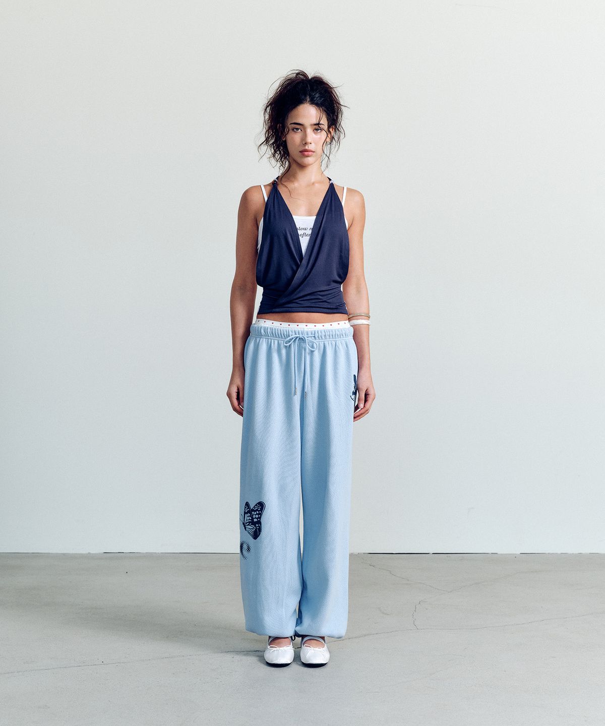 에즈이프 캘리(ASIF CALIE) LAYERD HALTER SLEEVELESS DARK NAVY