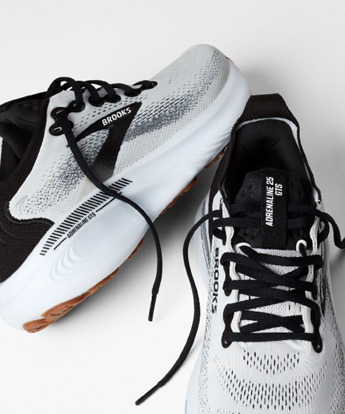 브룩스러닝(BROOKS RUNNING) (남성) 아드레날린GTS 25(미디움) - 화이트 / 1104541D189
