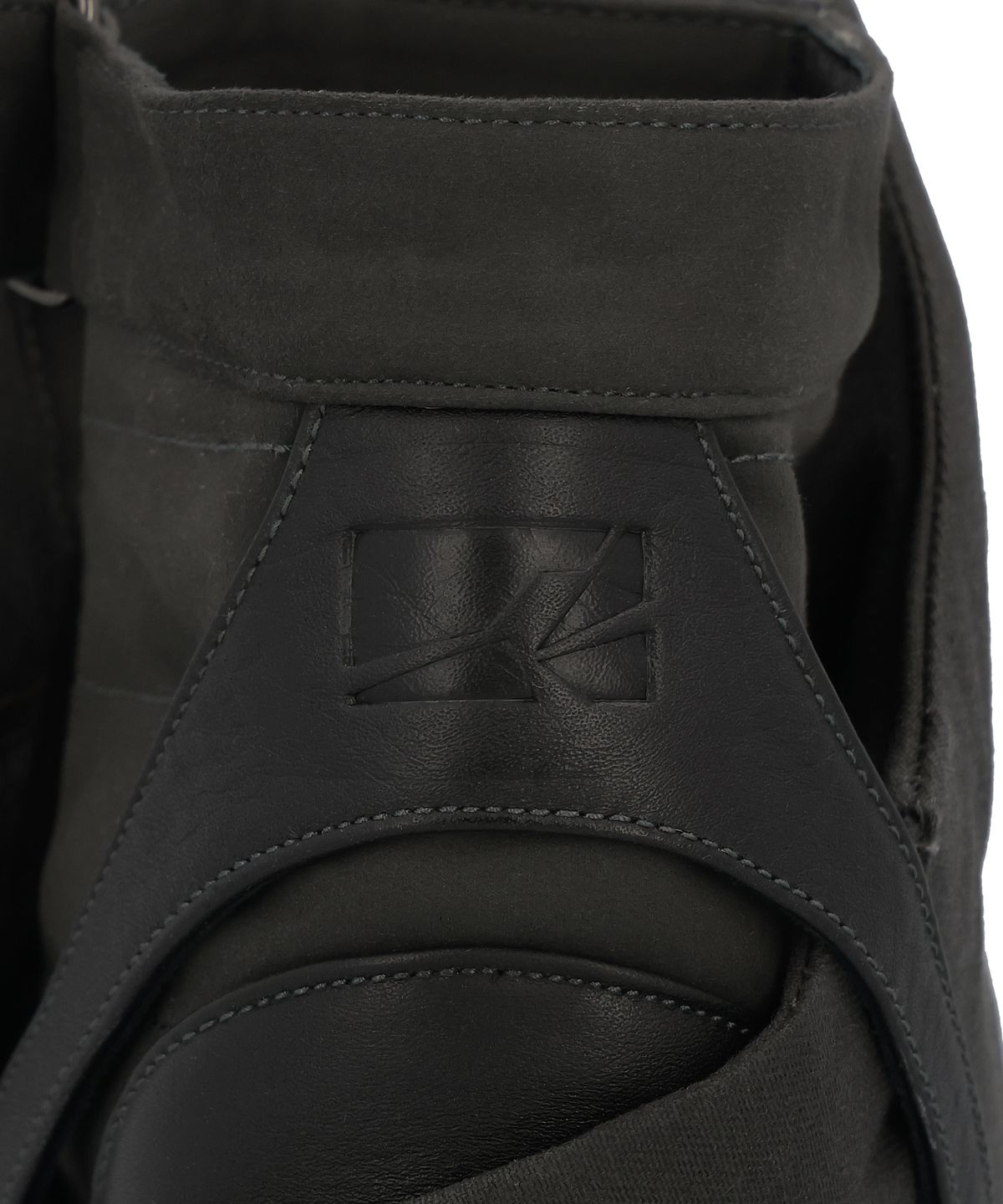 포트리스(4TRESS) PADDED-COVERED WEDGE HEELS 01 ASH BLACK