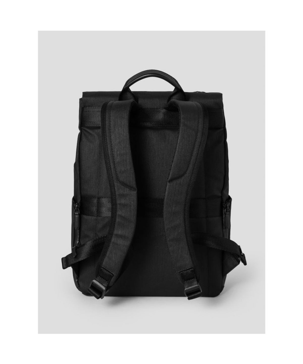 빈폴 액세서리(BEANPOLE ACCESSORY) 디노 미디엄 플랩 백팩  블랙