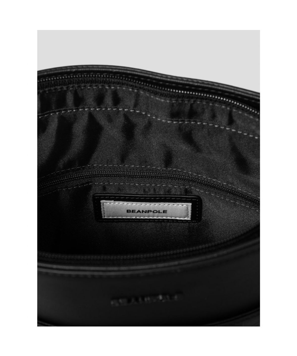 빈폴 액세서리(BEANPOLE ACCESSORY) 모노알리사 세로 메신저  블랙