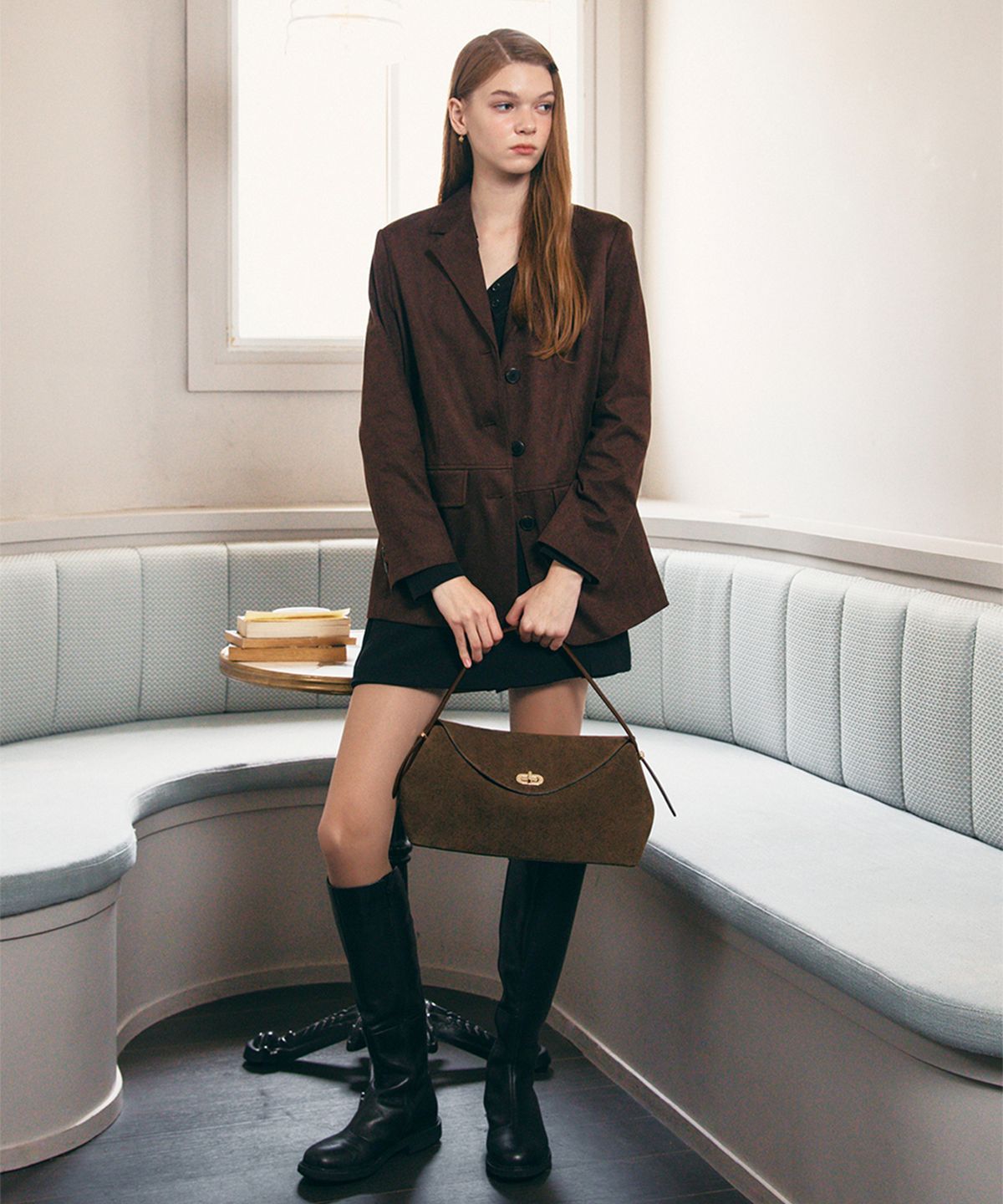 끌라베(CLAVE) 니콜 스웨이드 브라운 토트백 (NICOLE Suede brown Tote Bag)