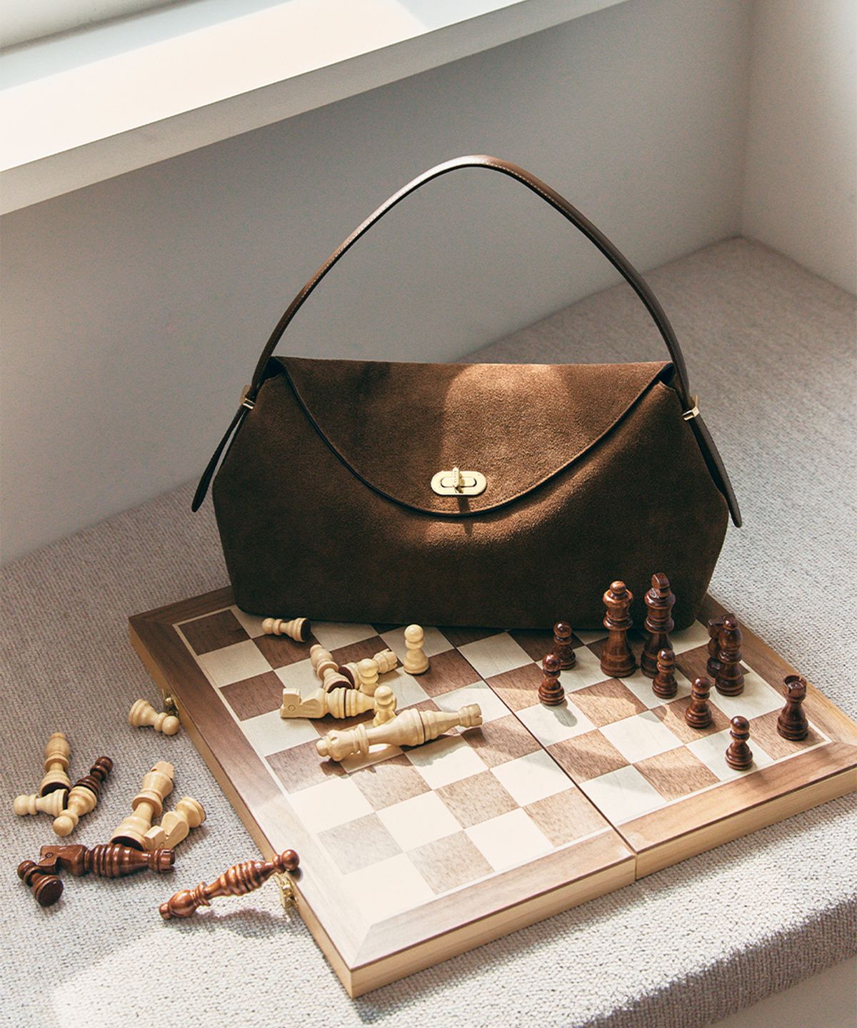 끌라베(CLAVE) 니콜 스웨이드 브라운 토트백 (NICOLE Suede brown Tote Bag)