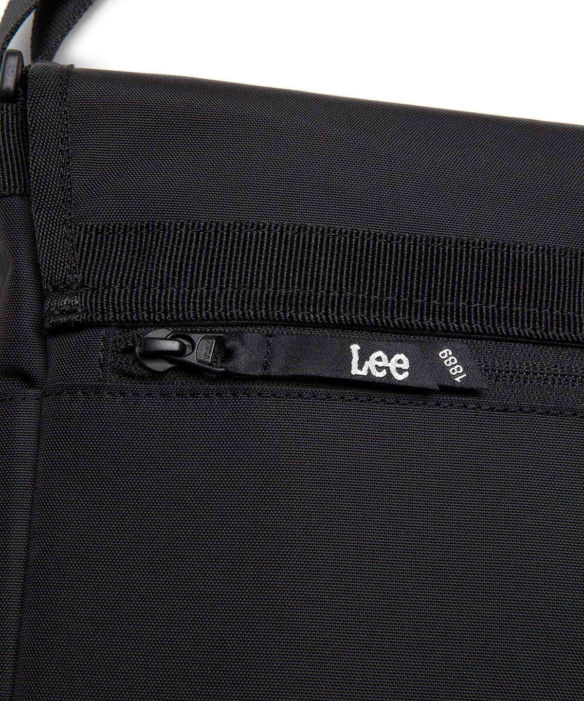 리(LEE) 에어리 메신저백 블랙