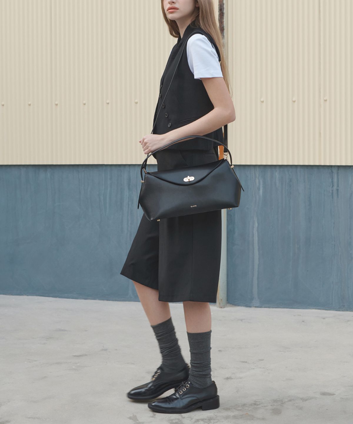 끌라베(CLAVE) 니콜 블랙 토트백 (NICOLE Black Tote Bag)