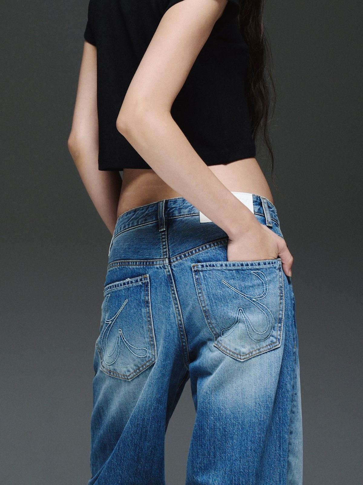 글로니(GLOWNY) THE HANNAH JEANS (BLUE)