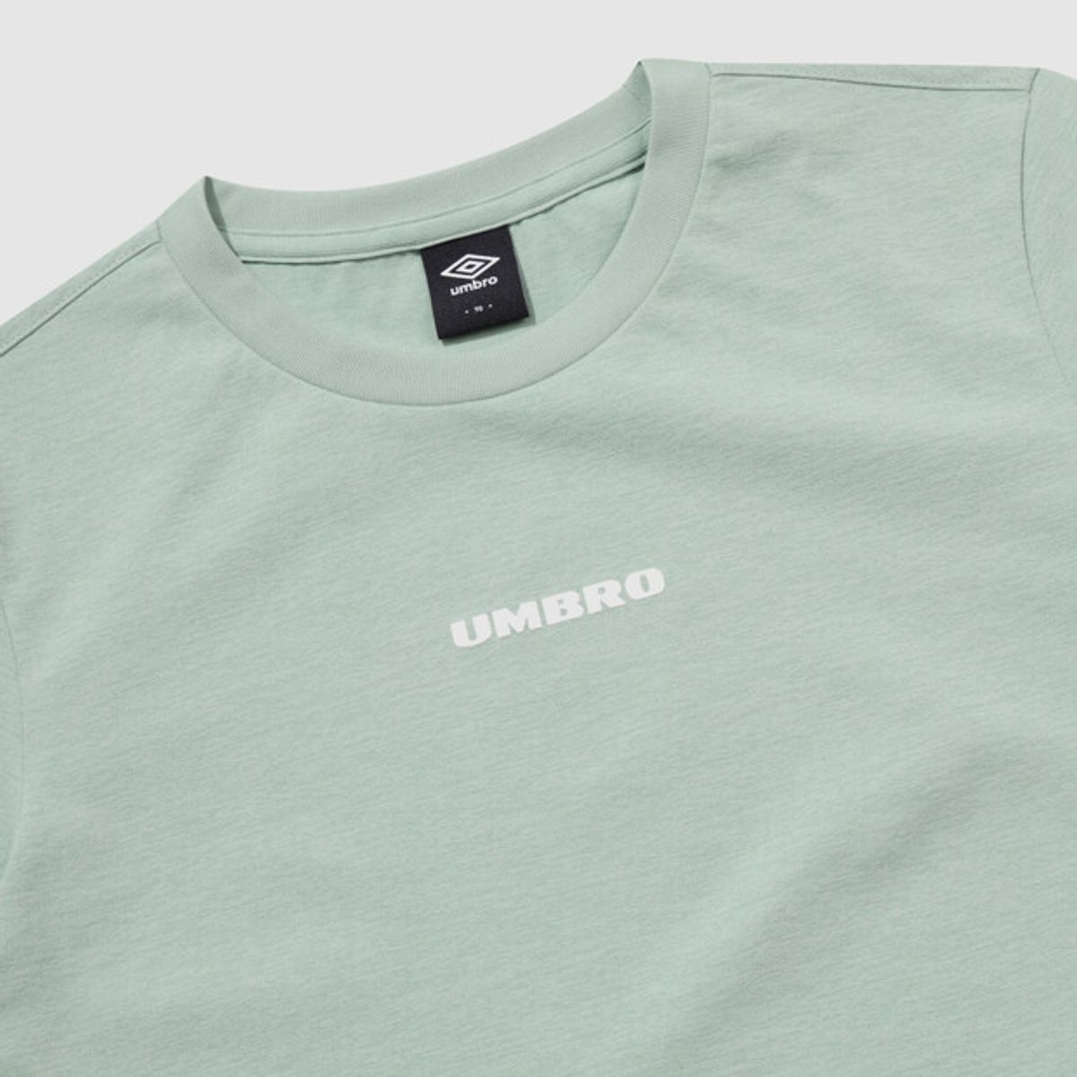 엄브로(UMBRO) [QUICK-DRY] 프레쉬 우먼스 레터링 크롭 반팔 티셔츠 민트 UR122SRS11