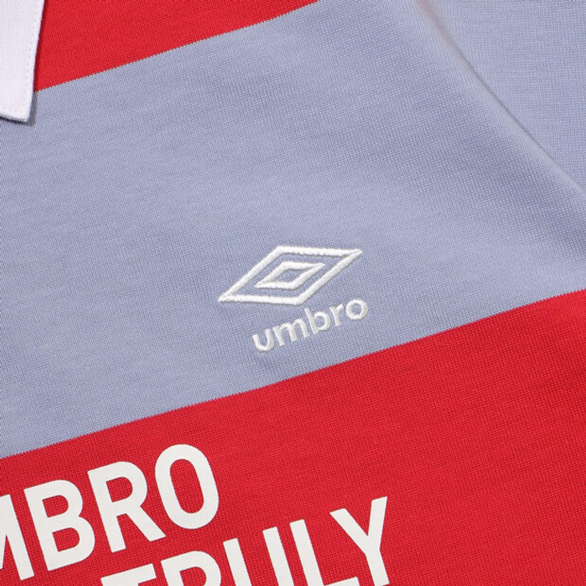 엄브로(UMBRO) 스트라이프 럭비 티셔츠 레드 UR121CTL11