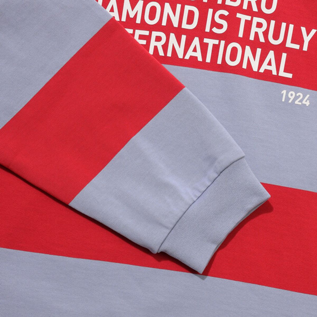 엄브로(UMBRO) 스트라이프 럭비 티셔츠 레드 UR121CTL11