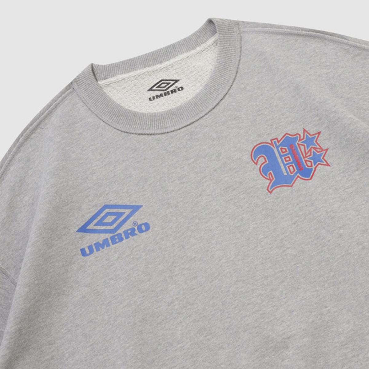 엄브로(UMBRO) 인사이드아웃 맨투맨 그레이 UR121CFS23