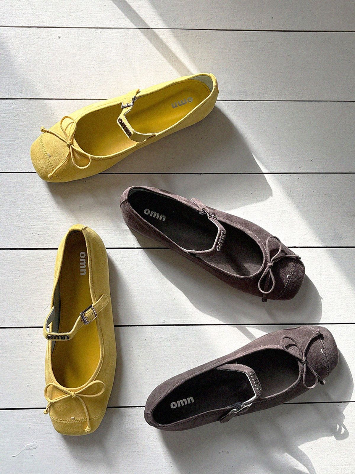 옴니포턴트(OMNIPOTENT) omn Flat Shoes _Lemon Dust