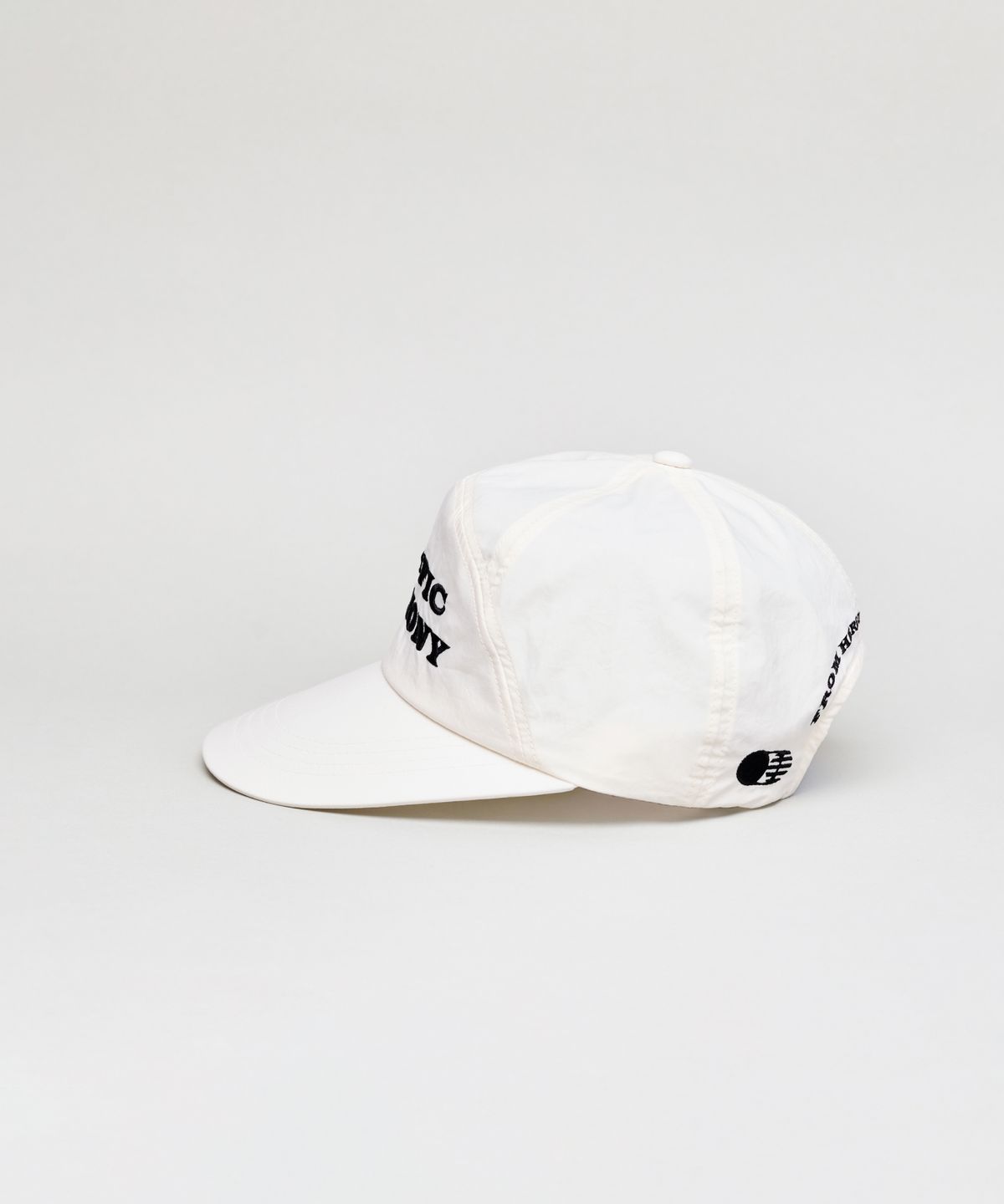 트래픽하모니(TRAFFIC HARMONY) WIDE VISOR LOGO BALLCAP BLACK