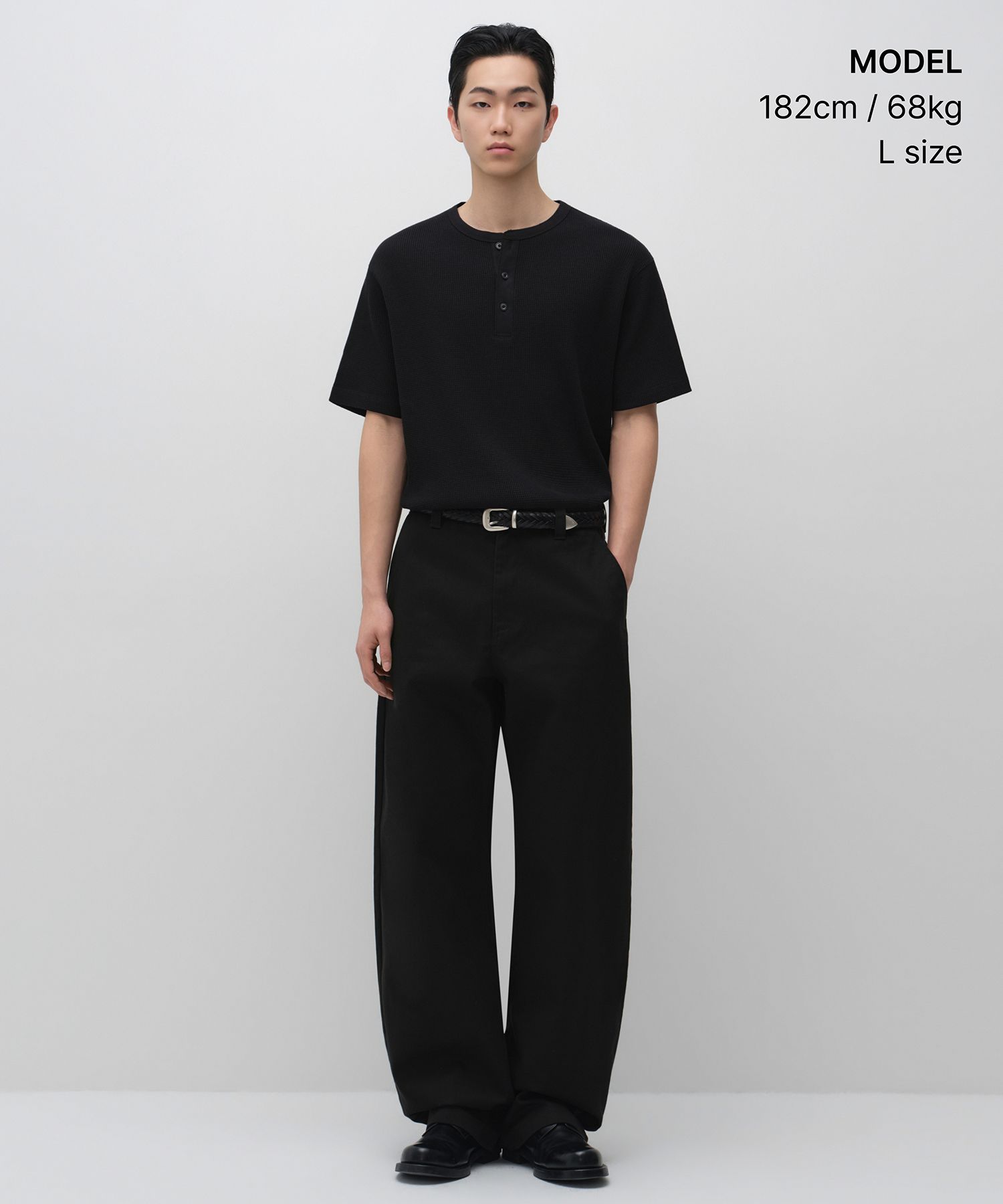 MUSINSA公式 | MUSINSA STANDARD ワッフルヘンリーネックTシャツ[ブラック]