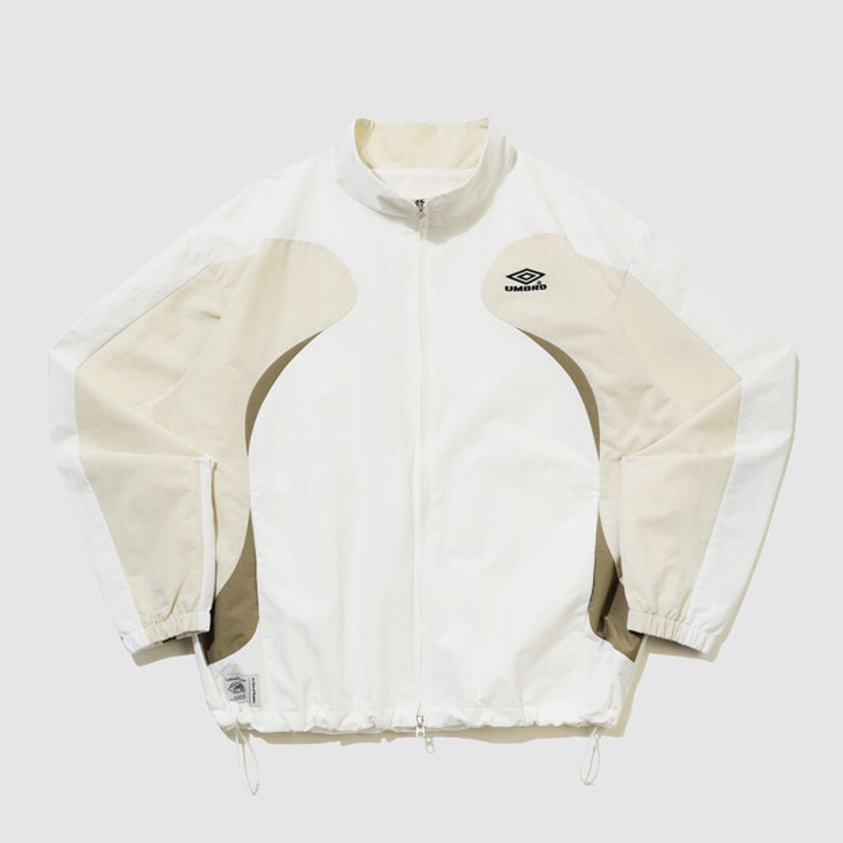 엄브로(UMBRO) HBL 브릿 캐주얼 스탠넥 바람막이 자켓 아이보리 UR121CJK24