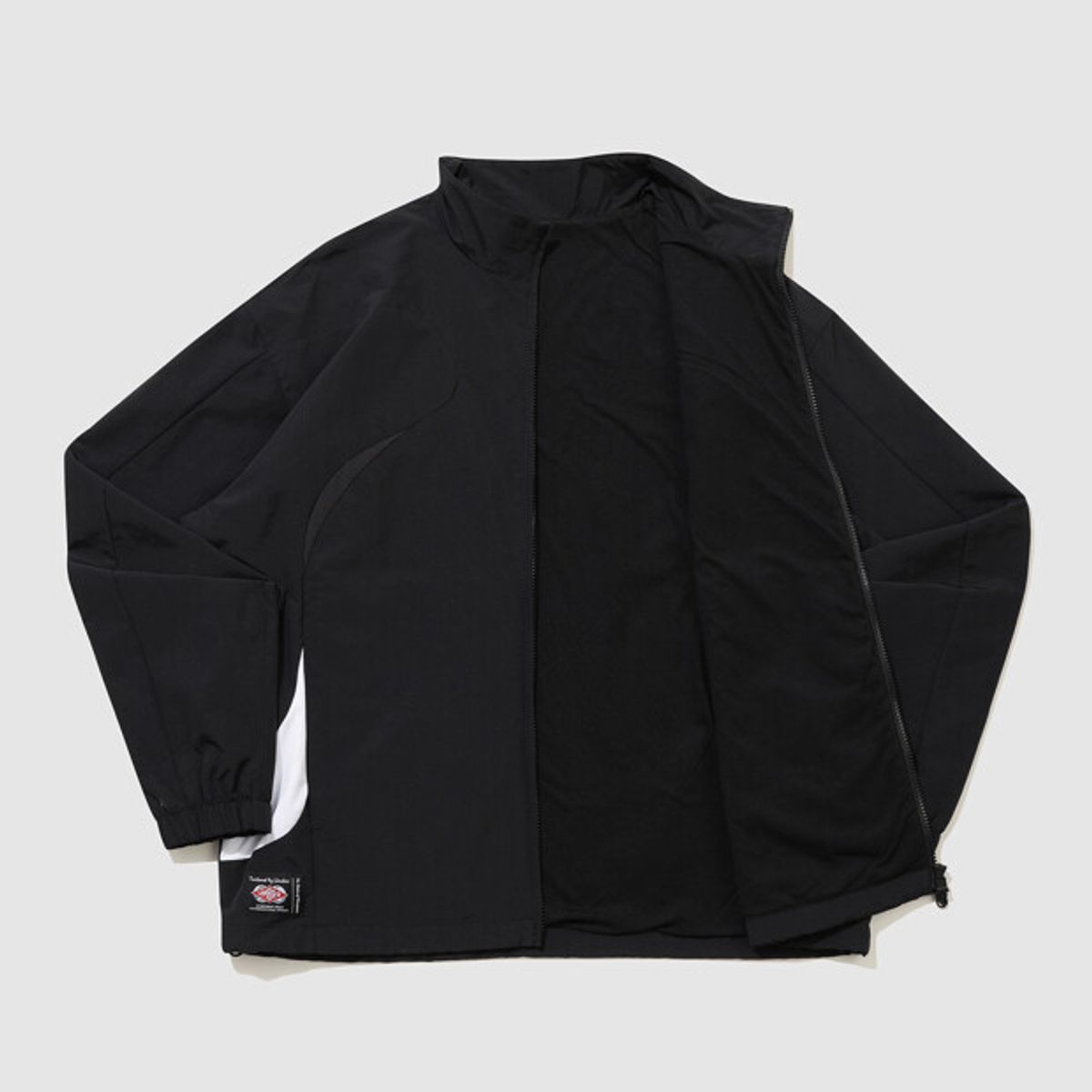 엄브로(UMBRO) HBL 브릿 캐주얼 스탠넥 바람막이 자켓 블랙 UR121CJK24