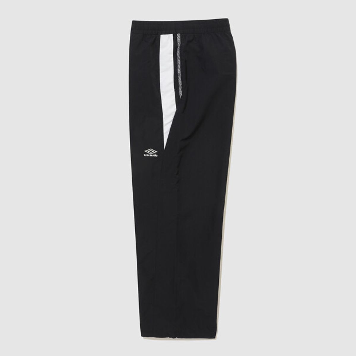 엄브로(UMBRO) 헤리티지 트랙 스트레이트 팬츠 블랙 UR121CPT15