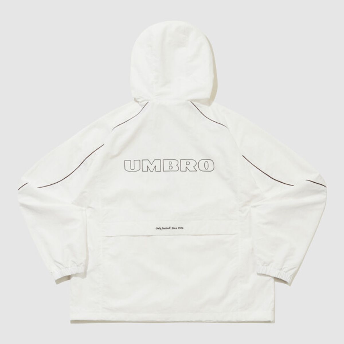 엄브로(UMBRO) 오버핏 파이핑 후드 아노락 화이트 UR121CWT11