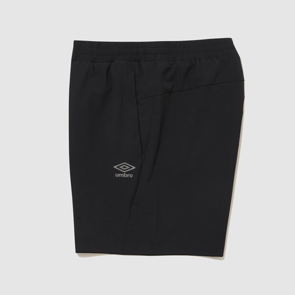 엄브로(UMBRO) [COOLING] 올라운드 쿨링 트리코트 4부 반바지 블랙 UR121SHP21