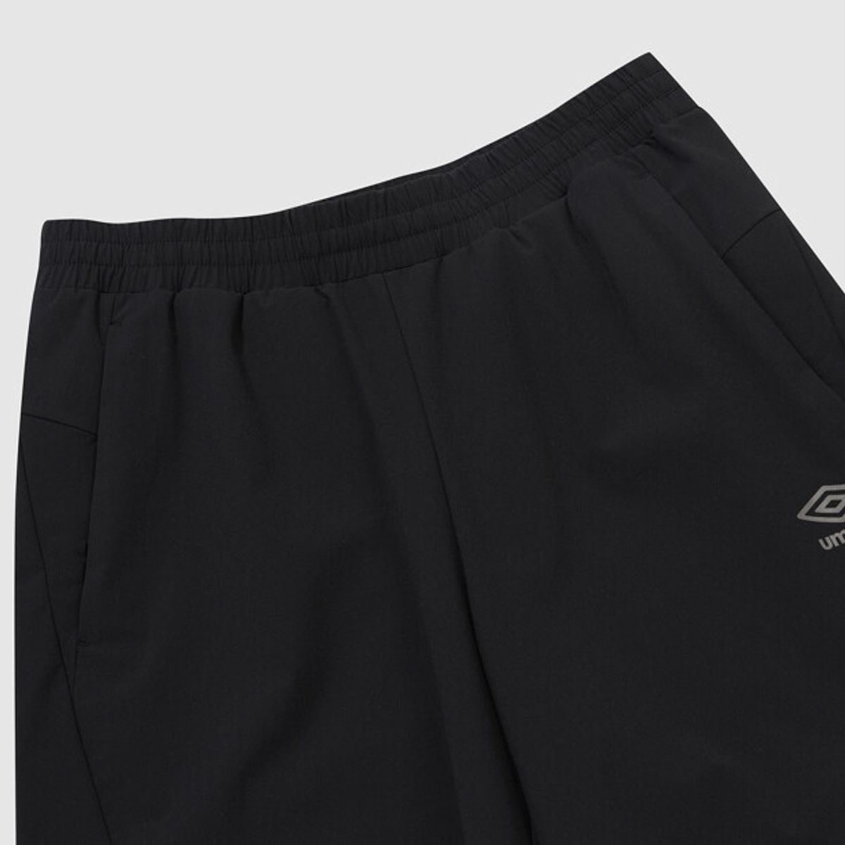 엄브로(UMBRO) [COOLING] 올라운드 쿨링 트리코트 4부 반바지 블랙 UR121SHP21
