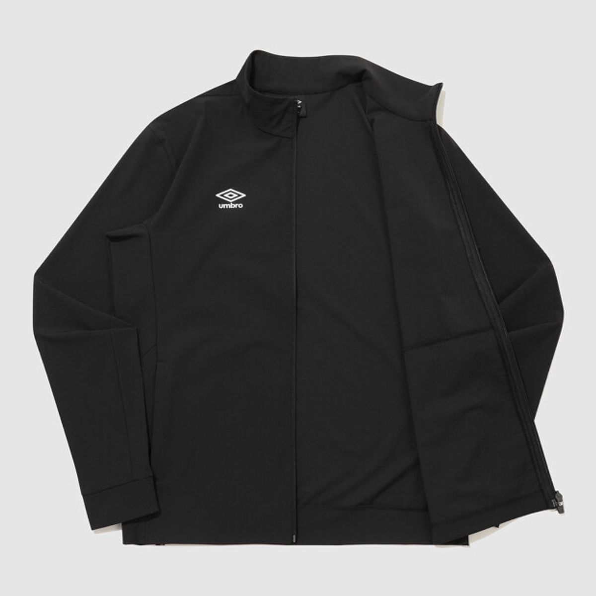 엄브로(UMBRO) [COOLING] 올라운드 쿨링 트리코트 자켓 블랙 UR121SFT21
