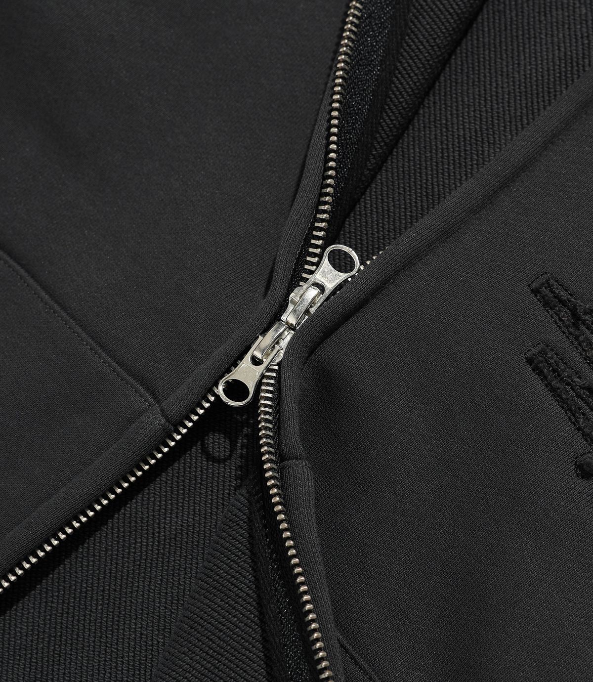나이스고스트클럽(NICEGHOSTCLUB) 3STAR CROP HOODIE ZIP UP_CHARCOAL(NG2GSUM492A)
