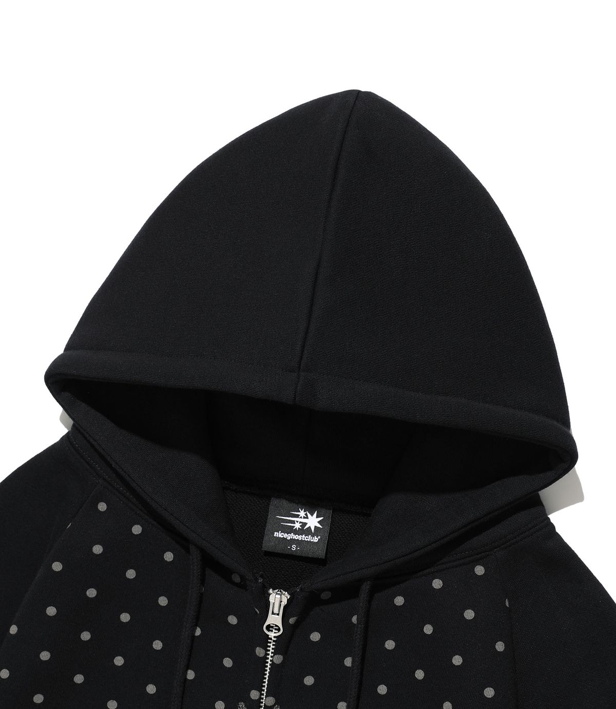 나이스고스트클럽(NICEGHOSTCLUB) DOT 3STAR RAGLAN CROP HOODIE ZIP UP_BLACK(NG2GSUM493A)
