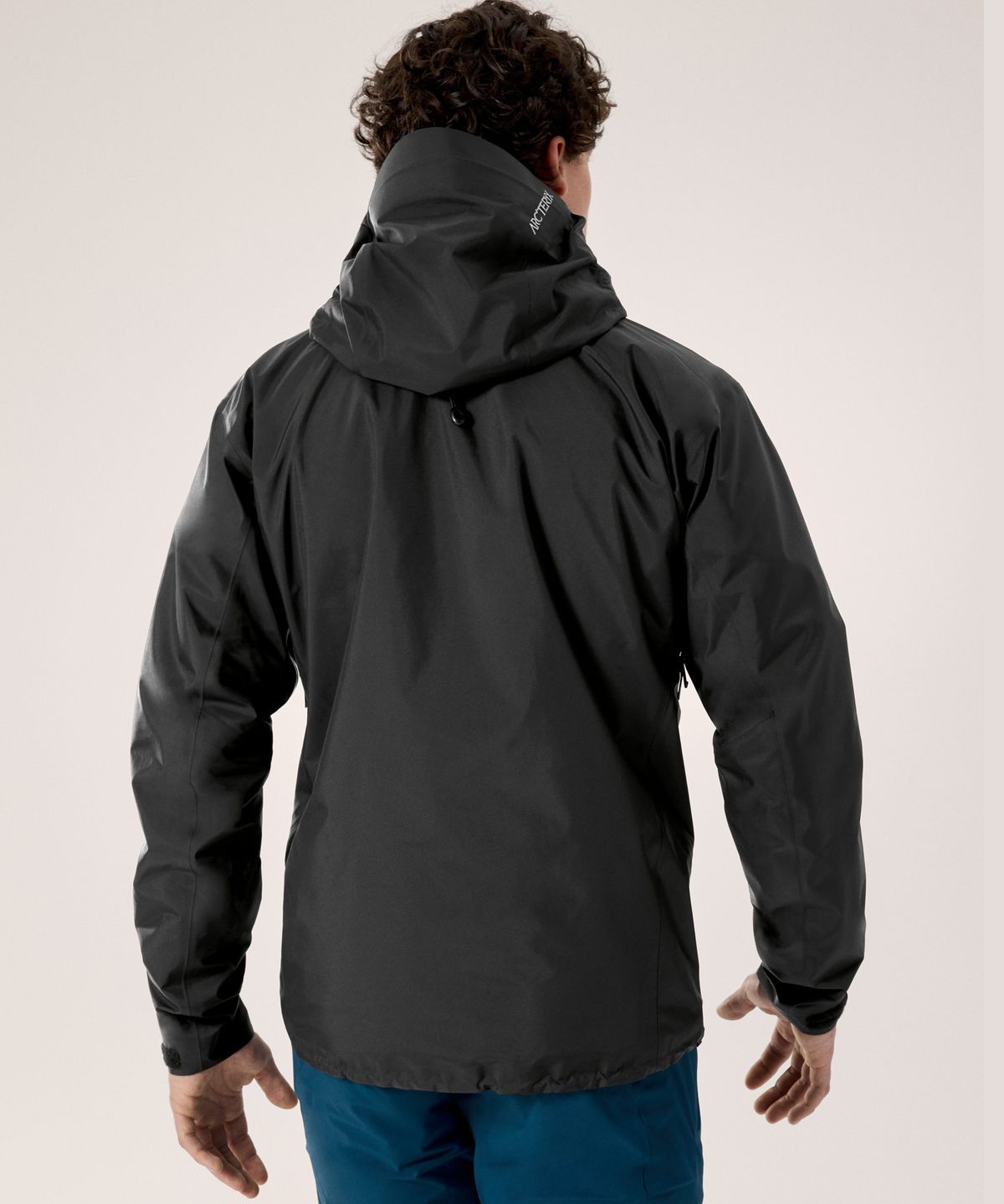 아크테릭스(ARCTERYX) 베타 SL 자켓 남성 - BLACK / AJPFM10552
