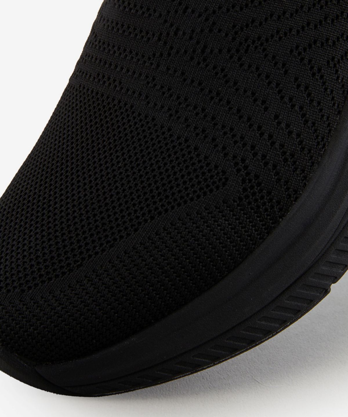 스케쳐스(SKECHERS) 남성 고워크 맥스쿠셔닝 아치핏 (슬립인스)_SP0MWCGX071