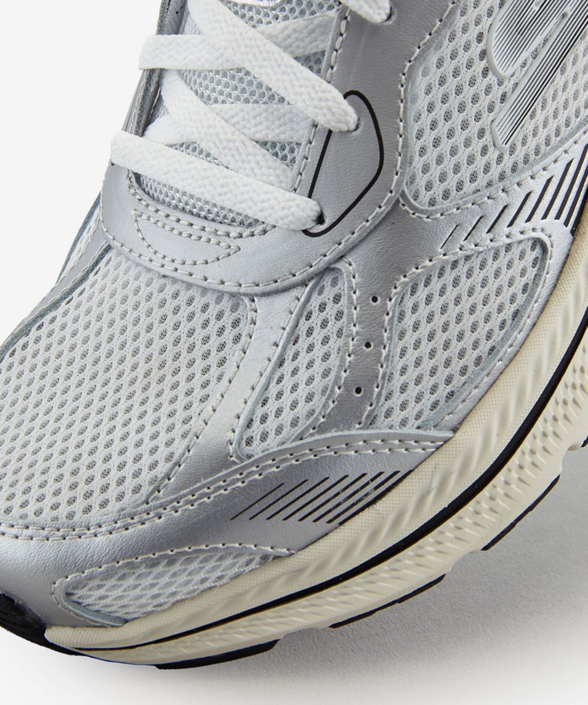 스케쳐스(SKECHERS) 남성 고런 컨시스턴트 2.0_SP0MRCGX152