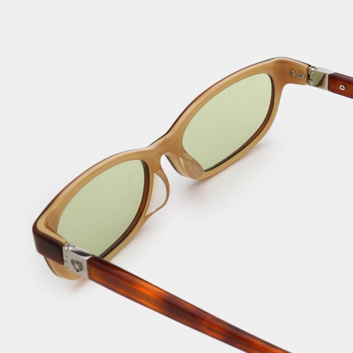 보니 클라이드(BONNIE CLYDE) 트링킷 Trinket Layered Brown Tortoise & Green Tint