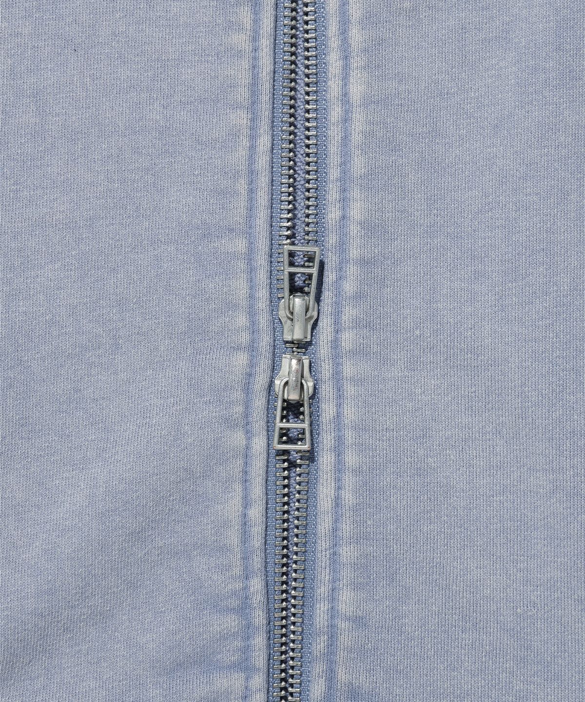 에이카화이트(AECA) EVERYDAY AECA CLOVER ZIP UP HOODIE-LIGHT BLUE