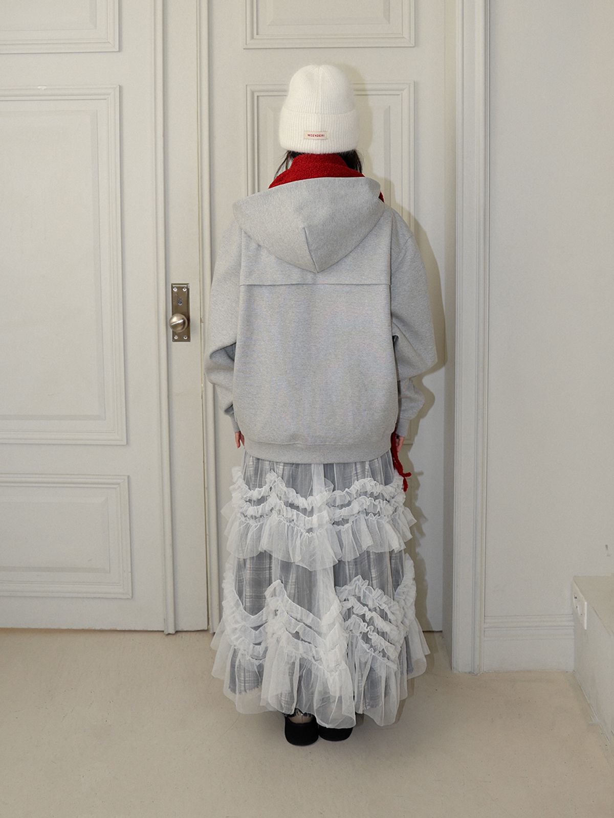 민더리(MEENDERI) FLOWER FLAKE ANGORA BEANIE - WHITE