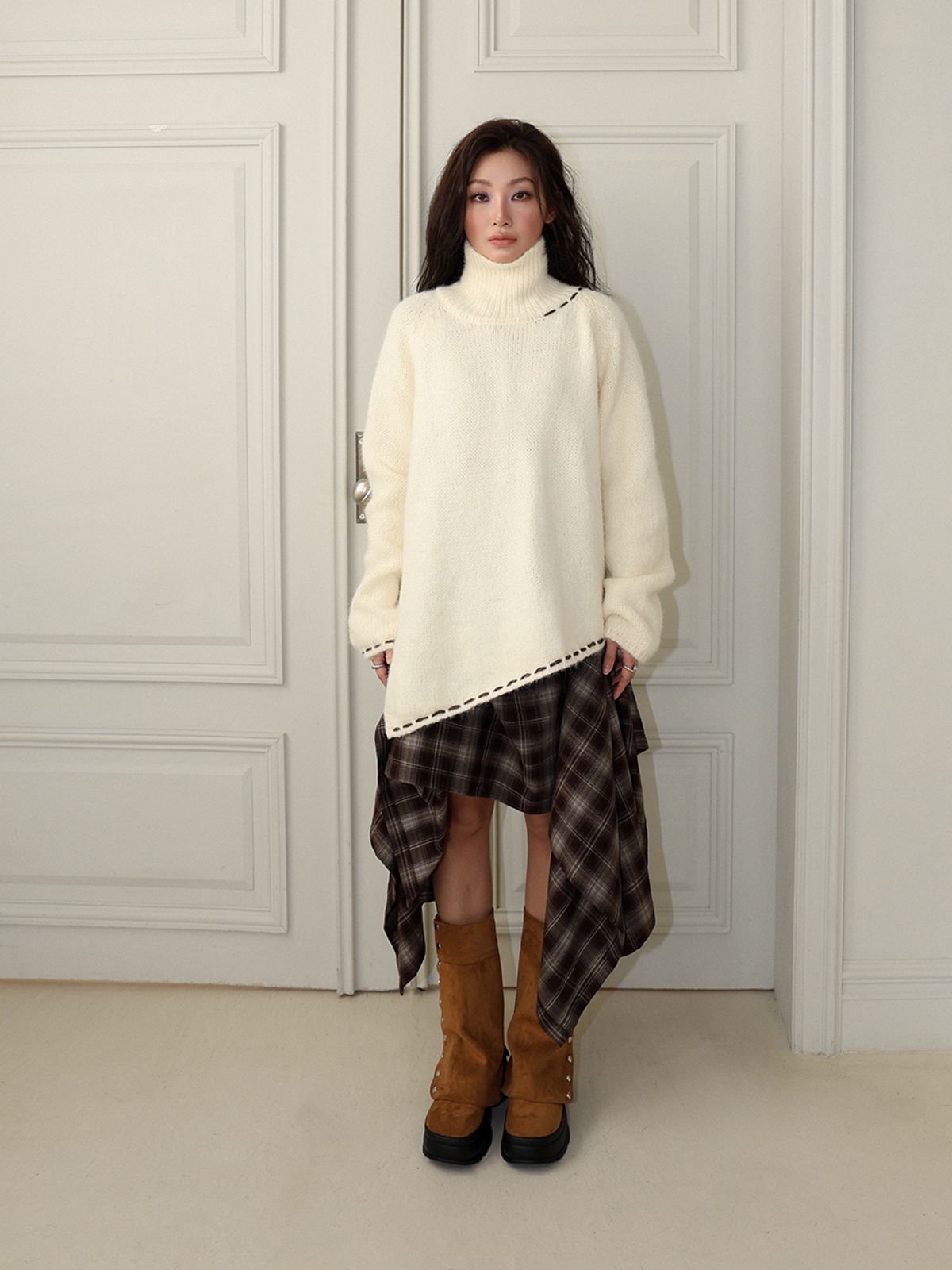 민더리(MEENDERI) TURTLENECK STITCH KNIT TOP - IVORY