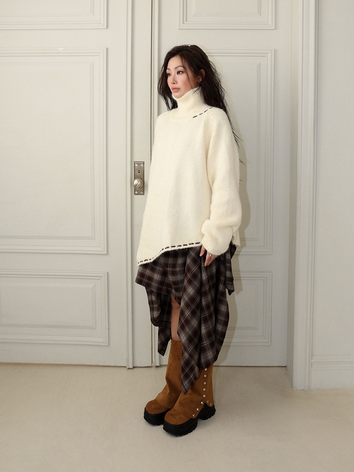 민더리(MEENDERI) TURTLENECK STITCH KNIT TOP - IVORY
