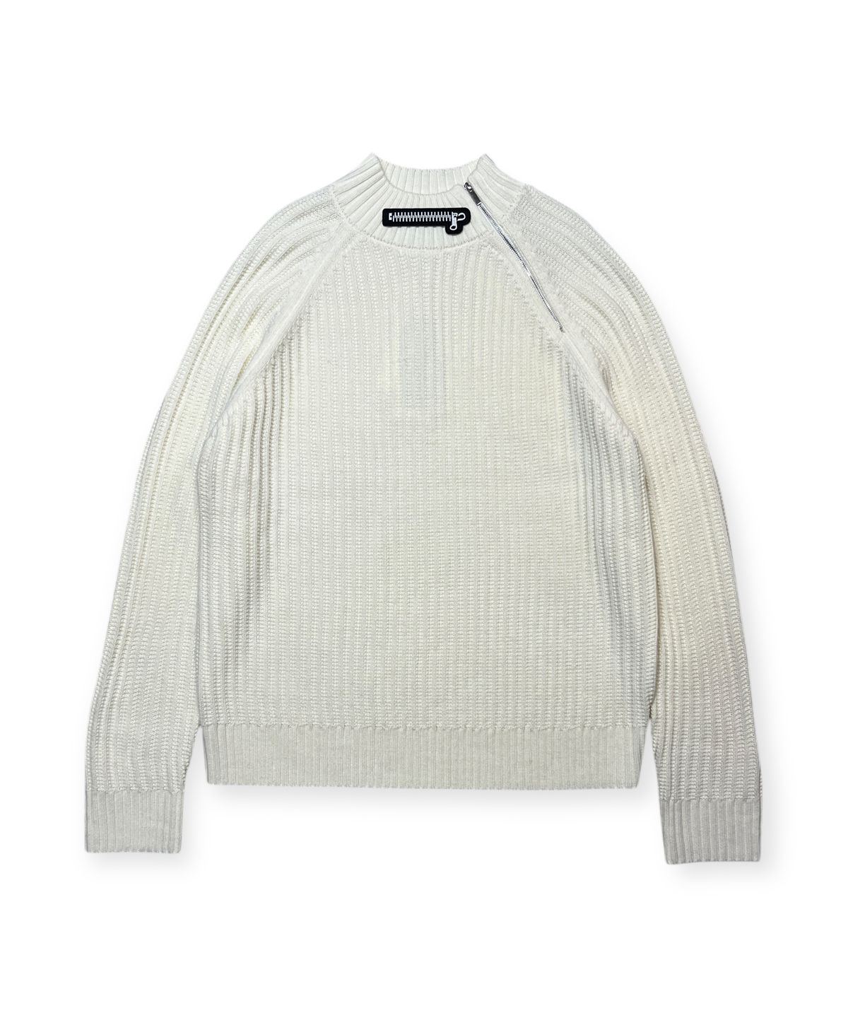 본슬리피(BORN SLIPPY) Muted Asymmetric Zip Rib Knit (Ivory)