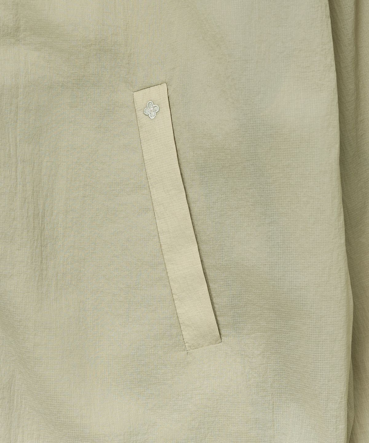 튜드먼트(TTUDEMENT) SHEER FRILLED WINDBREAKER_KHAKI