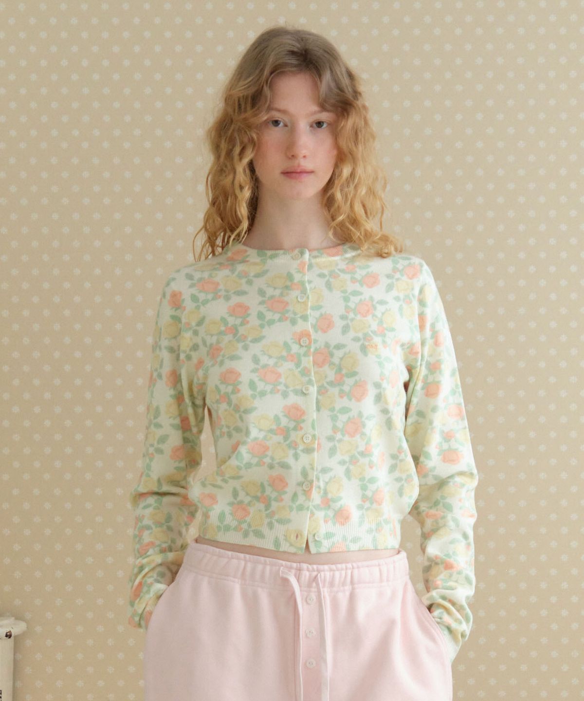 튜드먼트(TTUDEMENT) ROSE PRINTED CARDIGAN_IVORY