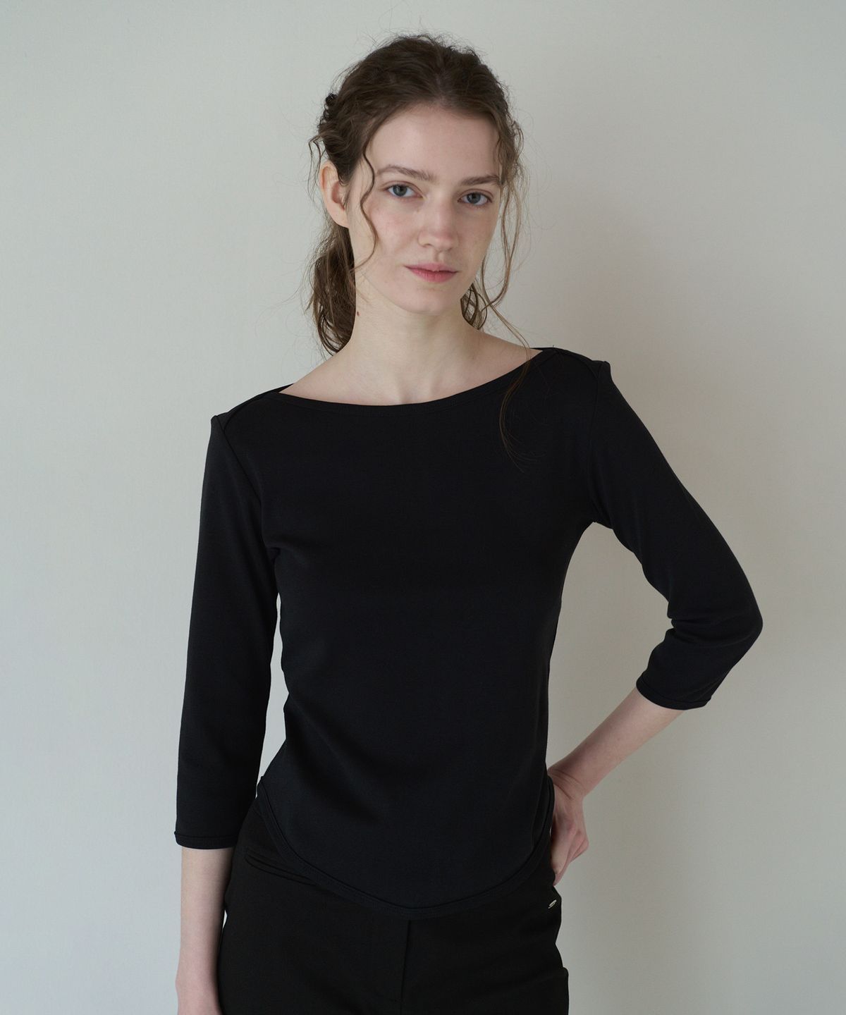 튜드먼트(TTUDEMENT) 50s EMBROIDERED 3/4 SLEEVE T-SHIRT_BLACK