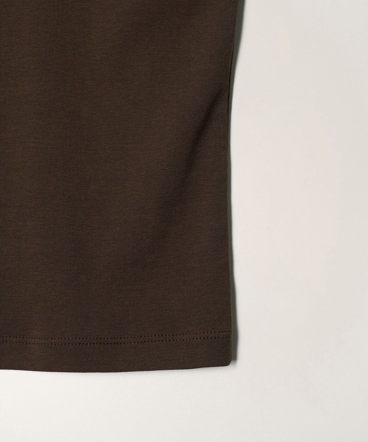 튜드먼트(TTUDEMENT) 50s EMBROIDERED SLEEVELESS T-SHIRT_BROWN