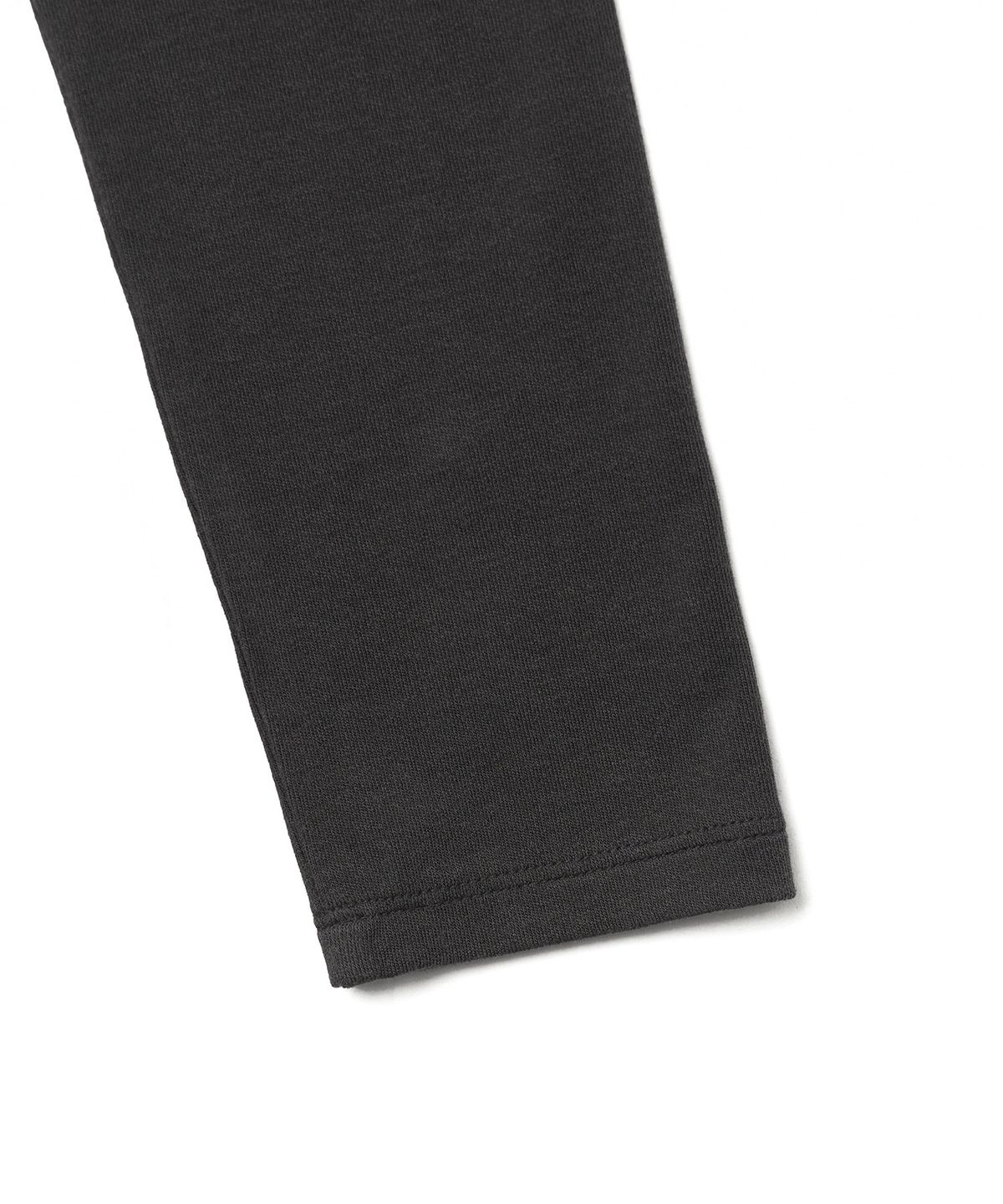 튜드먼트(TTUDEMENT) HALTER-NECK LAYERED T-SHIRT_CHARCOAL